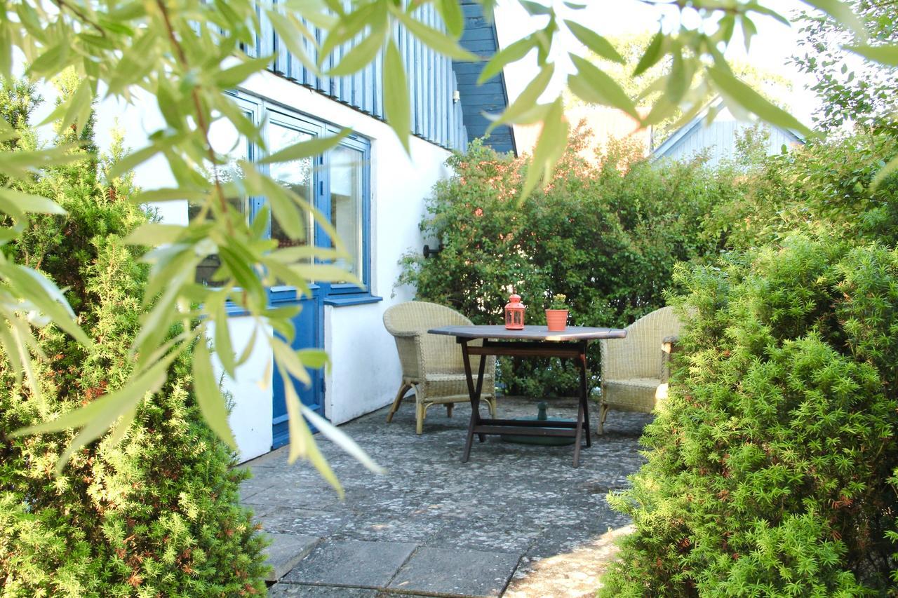 Tryde 1303 B&B på Österlen Tomelilla Dış mekan fotoğraf