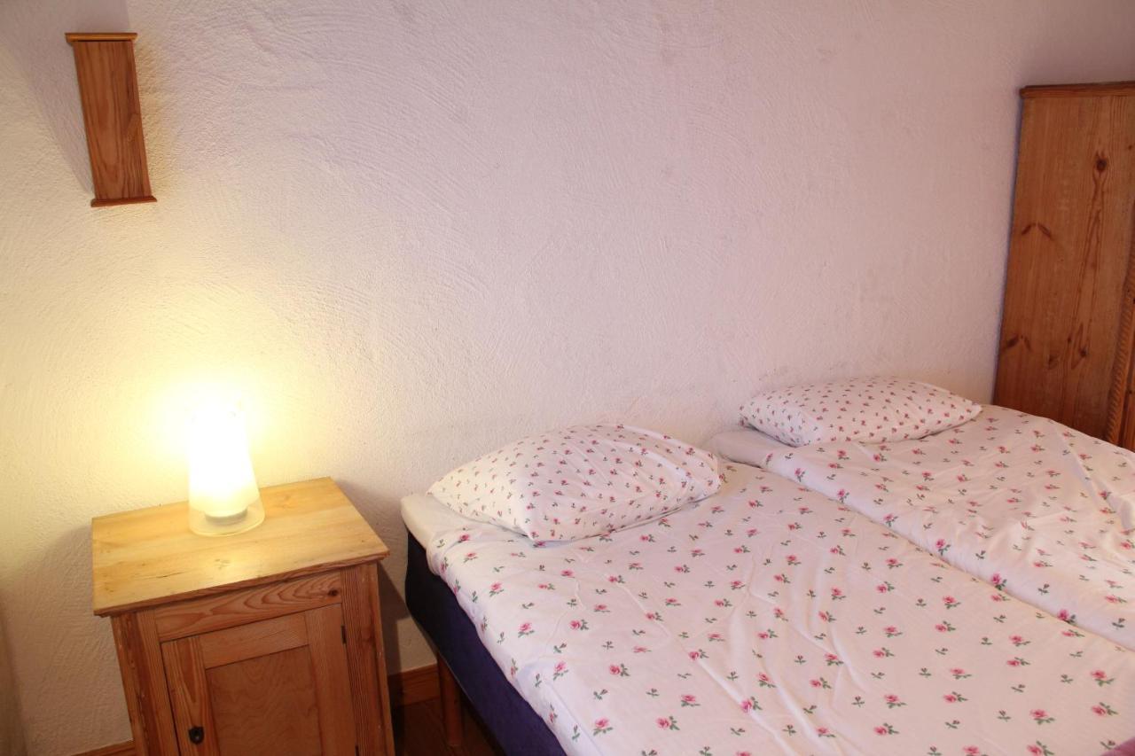 Tryde 1303 B&B på Österlen Tomelilla Dış mekan fotoğraf